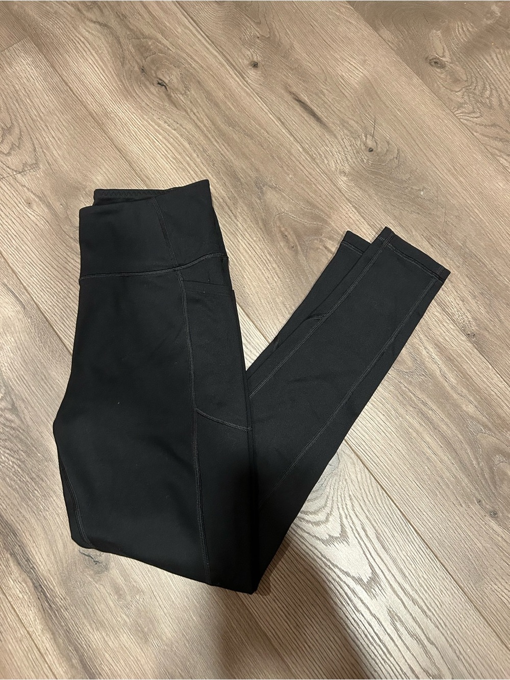Victoria’s Secret Black Leggings, size small